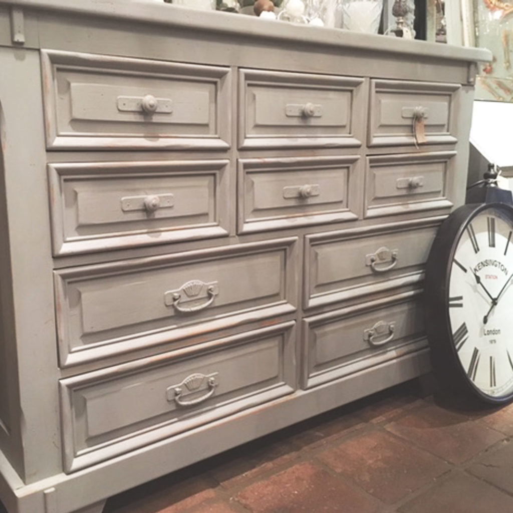 Painted-Multi-Drawers-banner